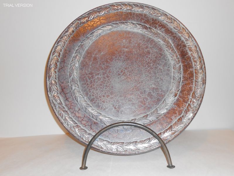 Plate W/Stand - Clay